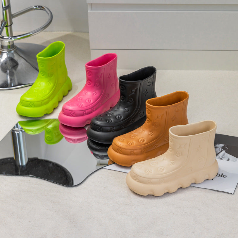 Wholesale of Thick Soled EVA Rain Shoes for External Wear