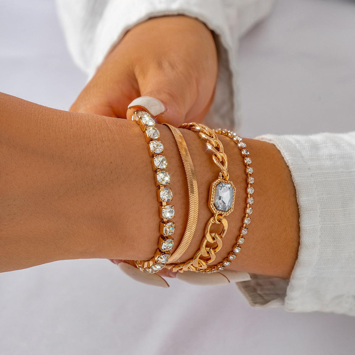 Pulsera de aleación de huesos de serpiente de apilamiento al por mayor