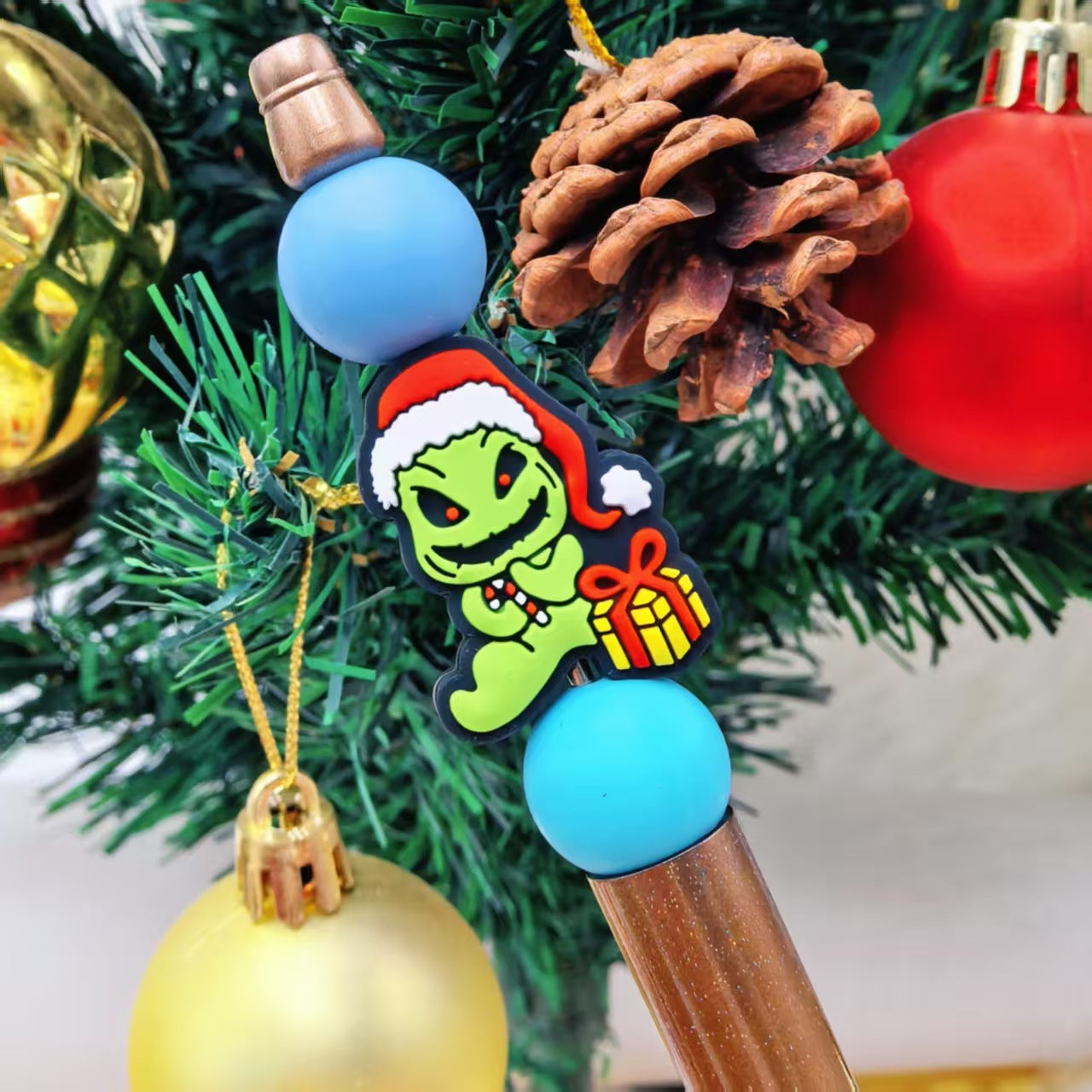 Wholesale  10pcs/pack 2D Christmas  Cartoon Focus Beads  DIY Silicone Beads