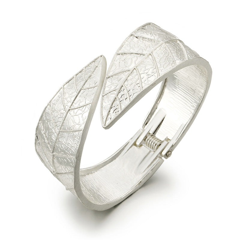 Wholesale Non-fading Leaf Silver Adjustable Alloy Bracelet