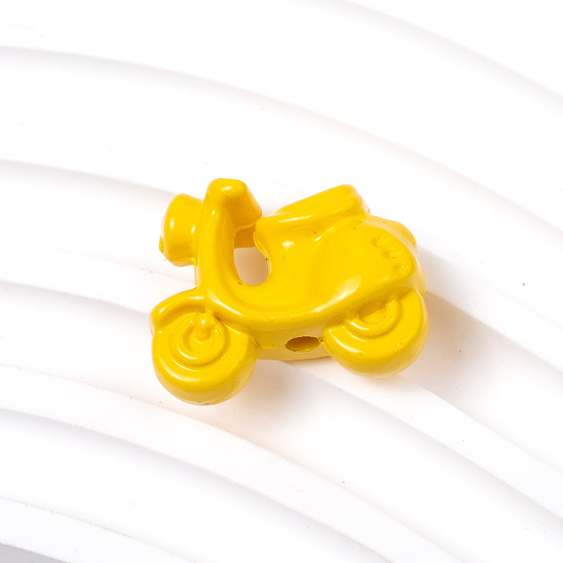 Wholesale of 100PCS/PACK Cartoon Small Motorcycle Perforated Paint Motorcycle Resin Beads