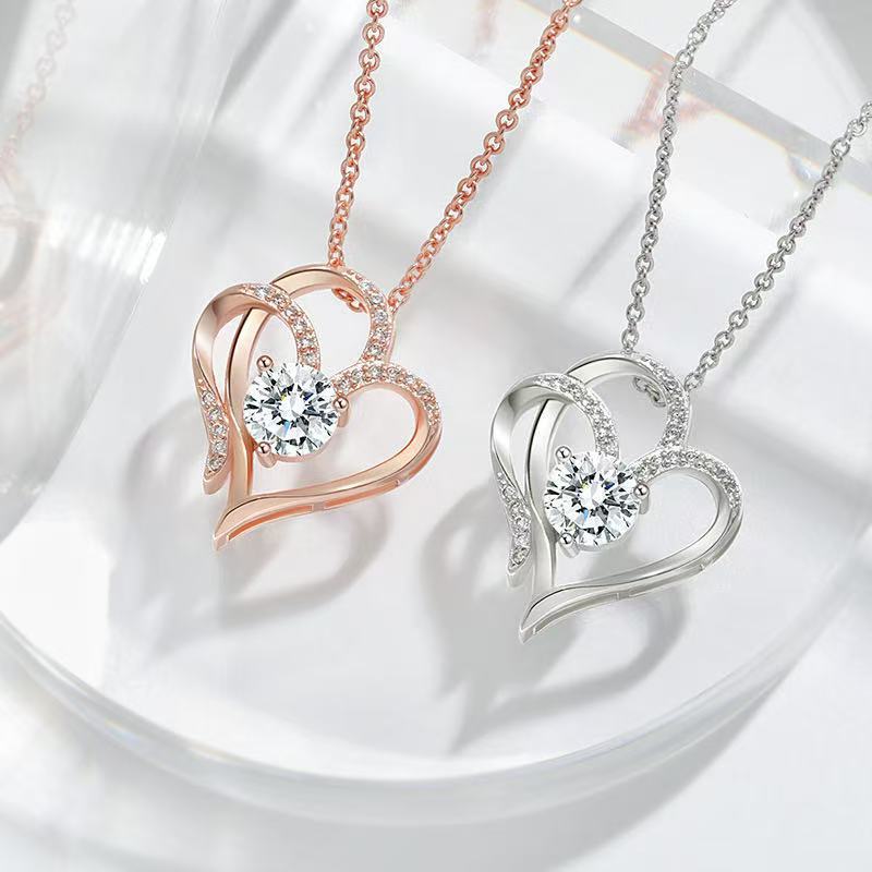 Wholesale Valentine' s Day double heart-shaped pendant necklace