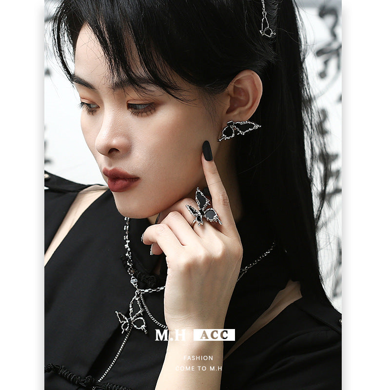 Wholesale Star Butterfly Retro Style Choker Neck Jewelry