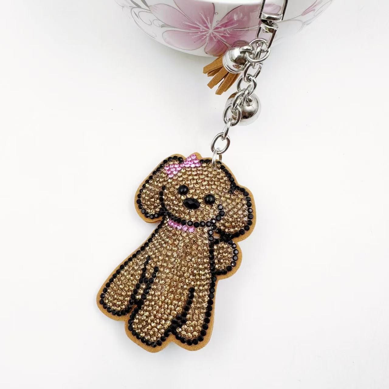 Wholesale Rhinestone Dog Keychain Cute Cartoon Design Bag Charm Wedding Favor Car Key Accessory