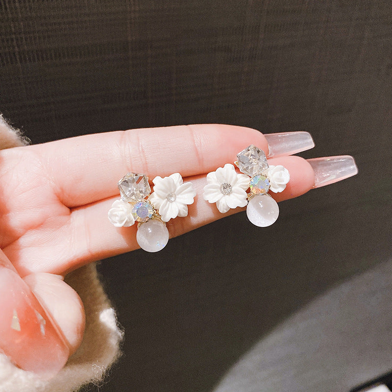 Wholesale Diamond studded cat eye stone crystal flower earrings