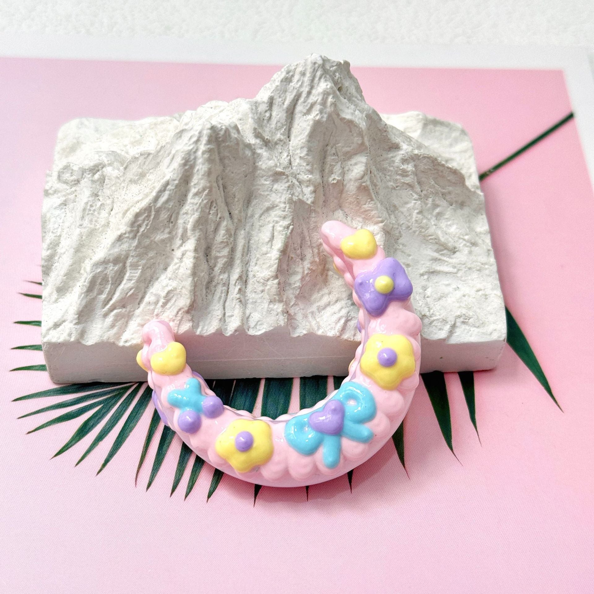 Wholesale 10pcs Cartoon bow moon hand painted beads beaded pen diy material mobile phone chain loose beads jewelry accessories