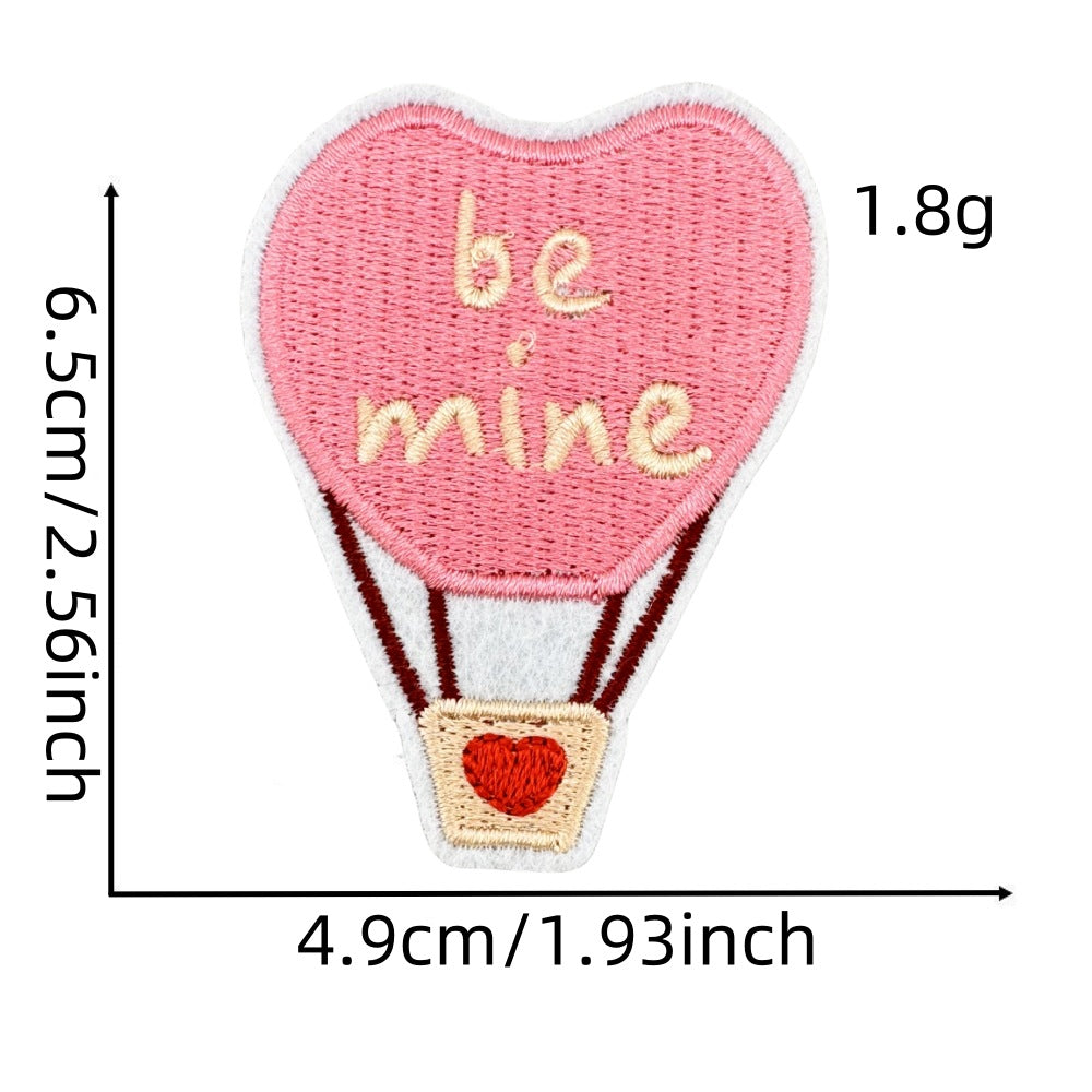 Wholesale Embroidered Iron On Patch Pink Valentine Hearts Cute Bear Design Wedding Scrapbook Decor Fashion DIY Accessory
