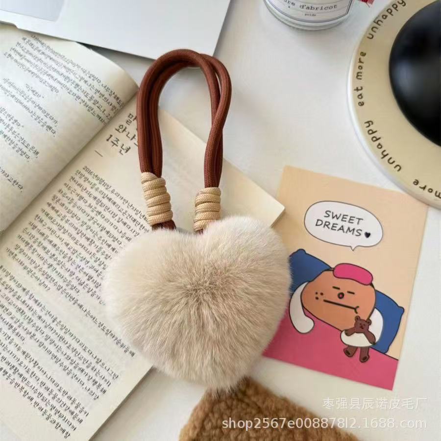 Wholesale Cute Rex Rabbit Fur Pom-Pom Heart-Shaped Car Keychain