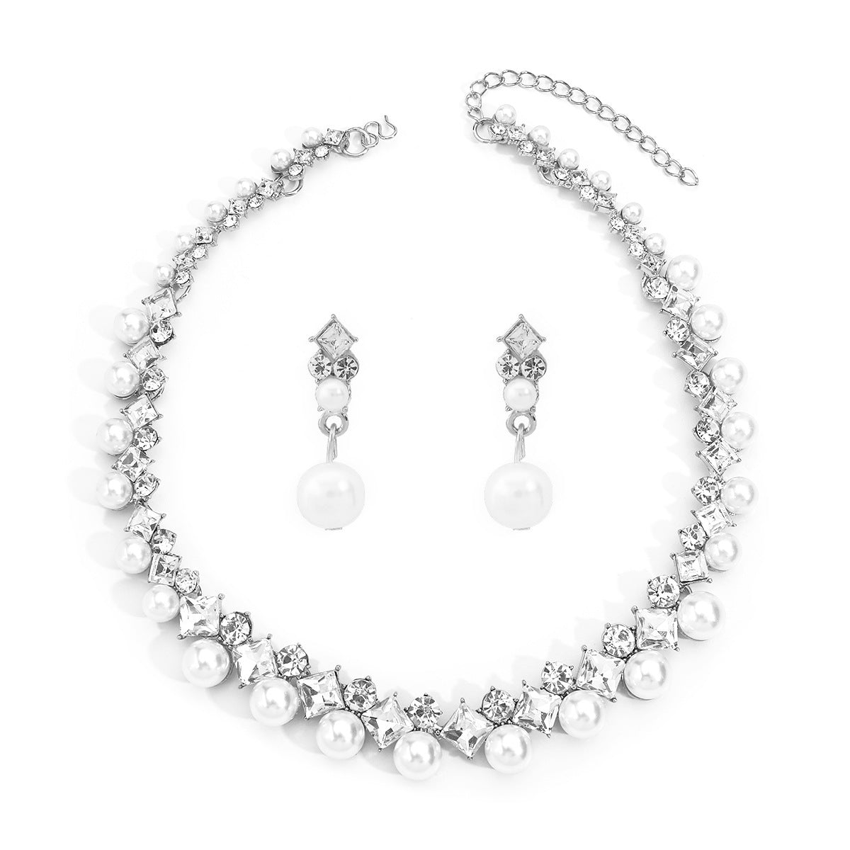 Wholesale Fashionable Diamond Pearl All-match Earrings and Necklace