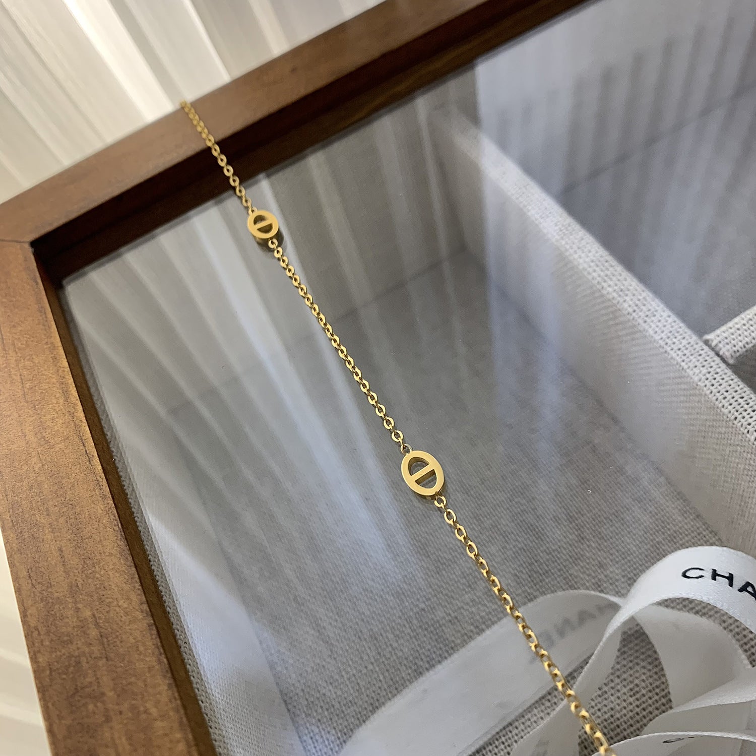 Wholesale Golden Pig Nose Titanium Steel Necklace Clavicle Chain