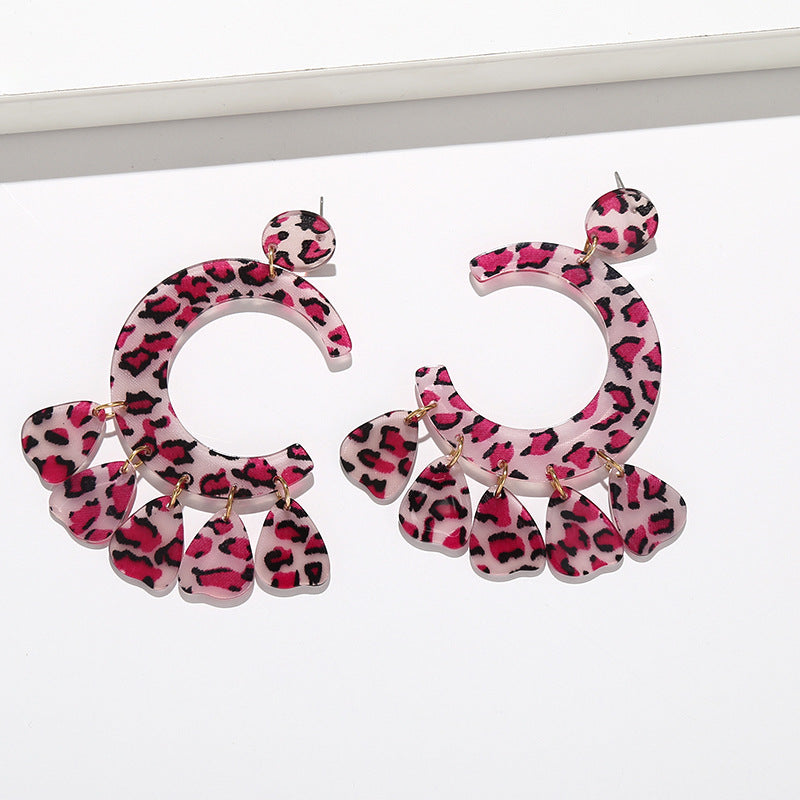 Wholesale Crescent Heart Tiger Skin Metal Earrings