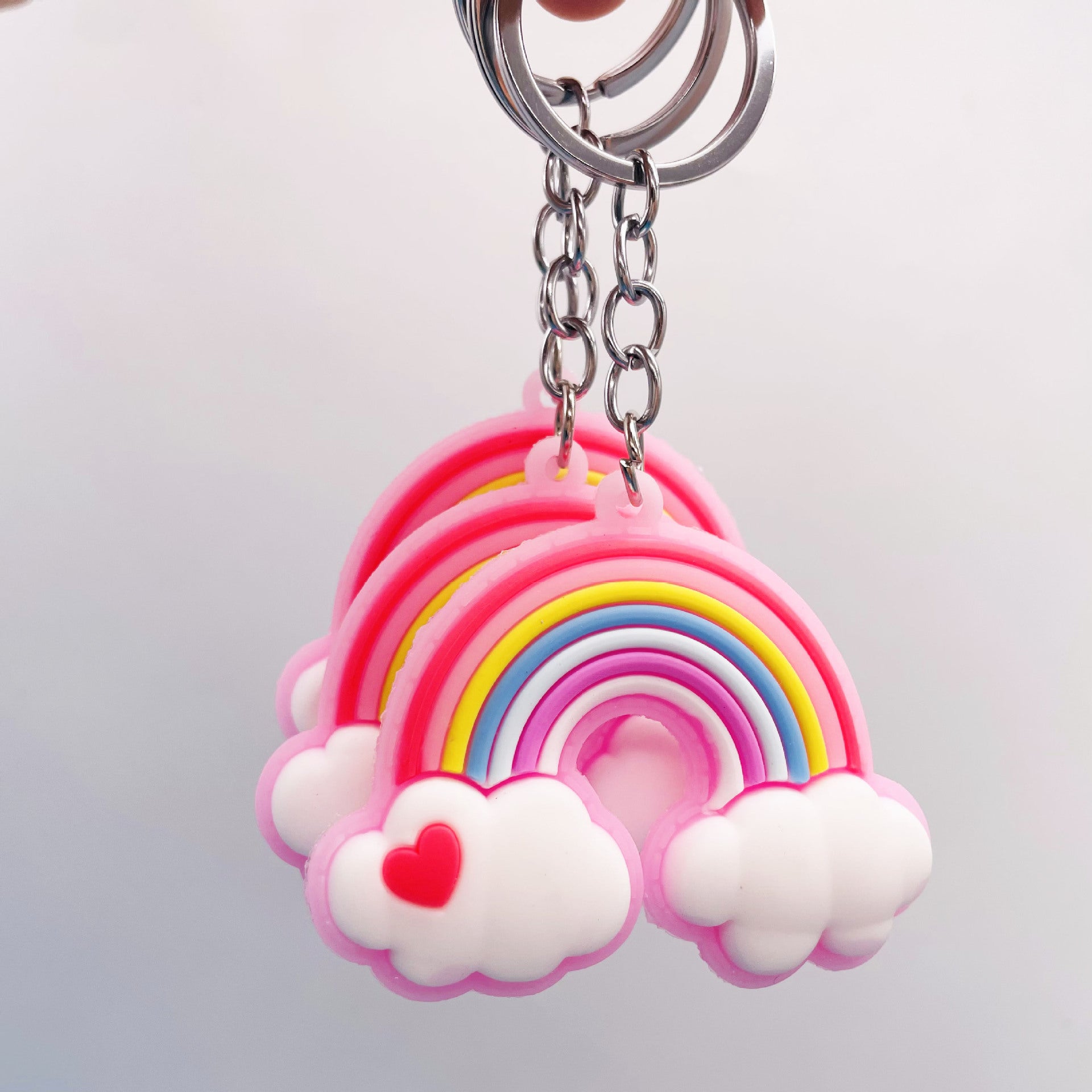 Amor de goma suave al por mayor Rainbow Cloud Keychain