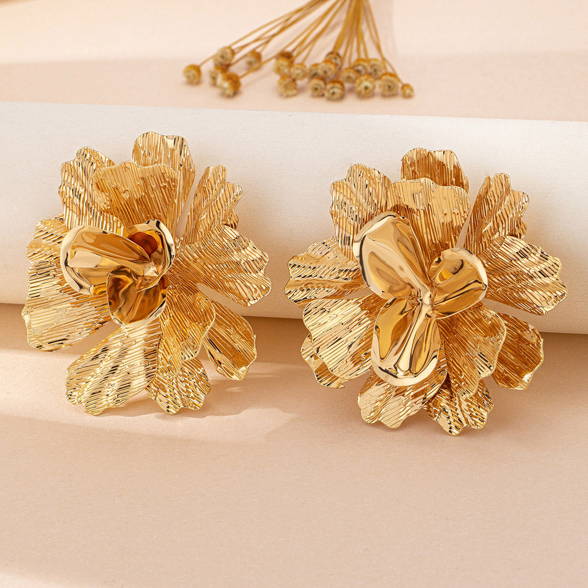 Wholesale Trendy 3D Layered Flower Earrings For Women Gold Tone Alloy Statement Jewelry Party Gift Accessory