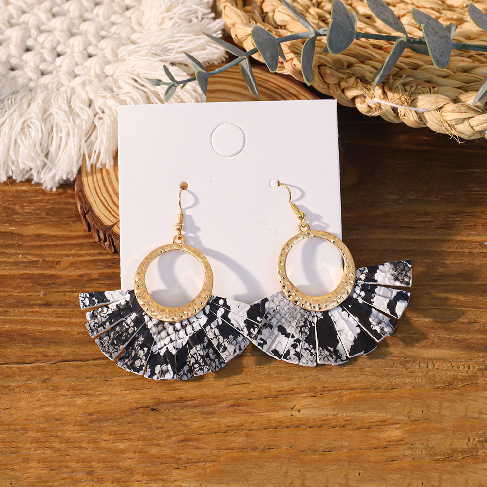 Wholesale Western-style snakeskin earrings