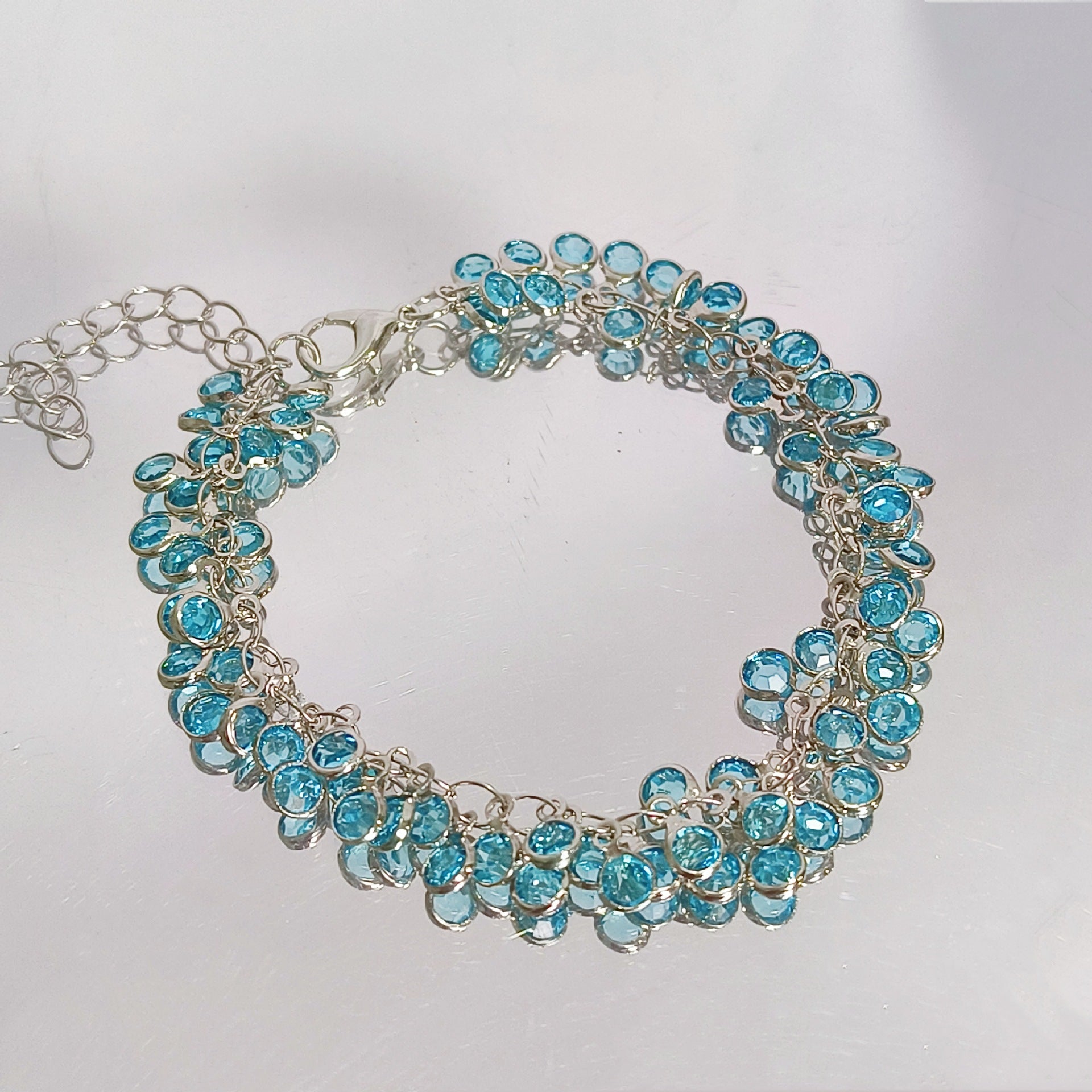 Wholesale Alloy High-grade Temperament Unique Blue Crystal Bracelet