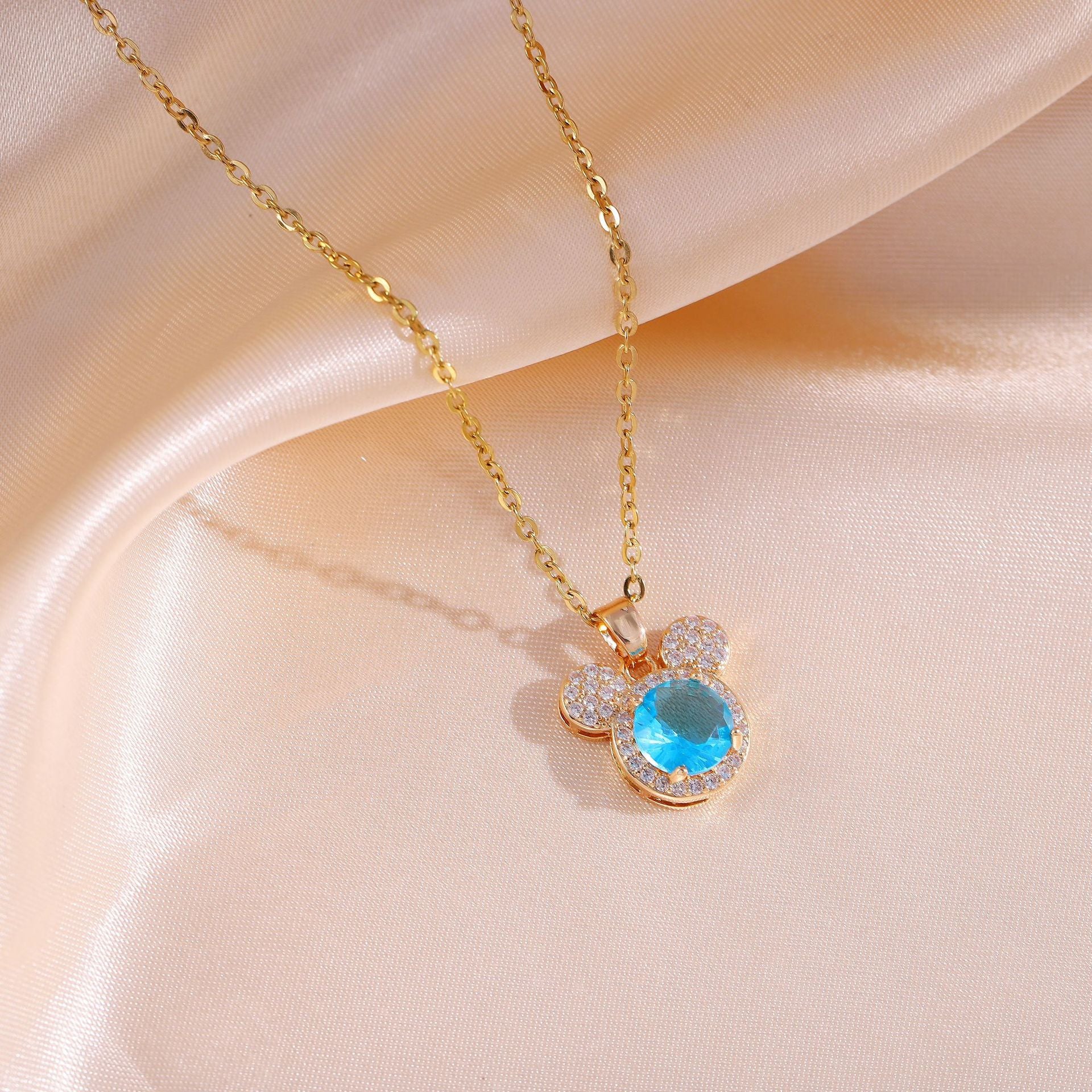 Wholesale Titanium Steel Full Diamond Cute Crystal Collarbone Necklace