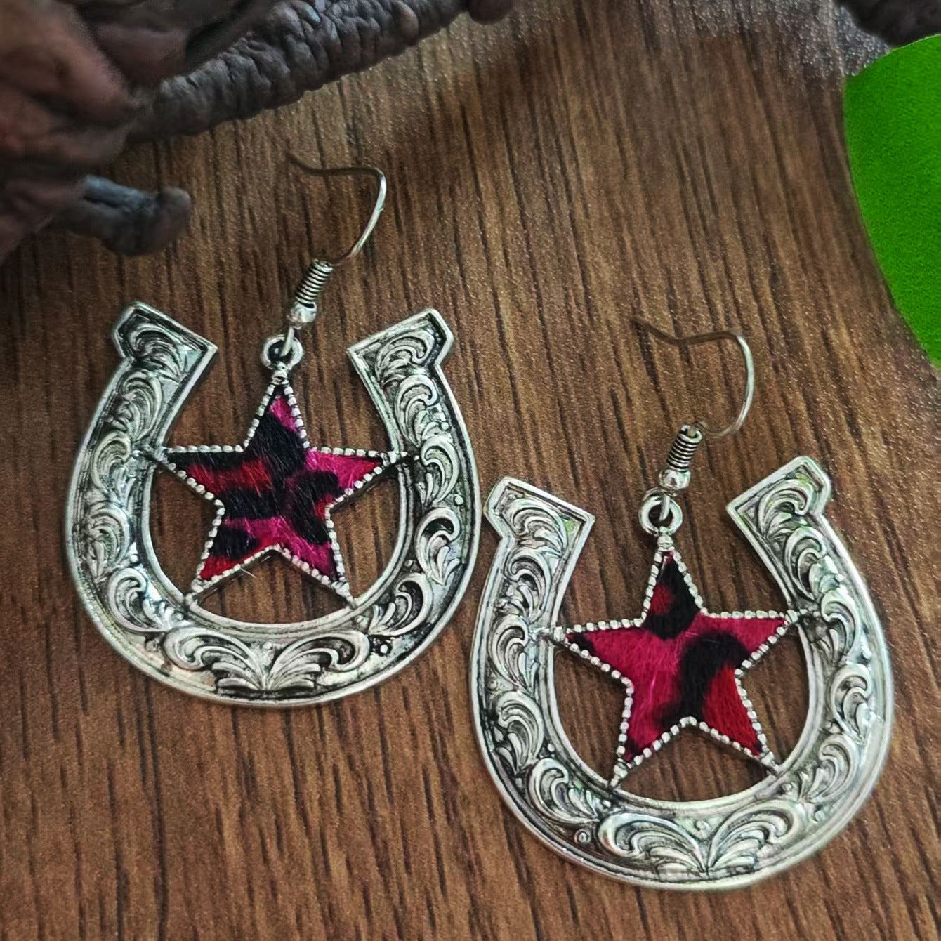 Wholesale Retro Western Five Point Star Pendant Earrings White Zinc Alloy Women S Party Everyday Fashion Accessory