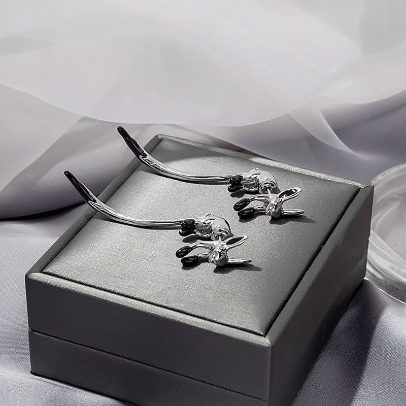 Wholesale French creative temperament long-tailed fox earrings