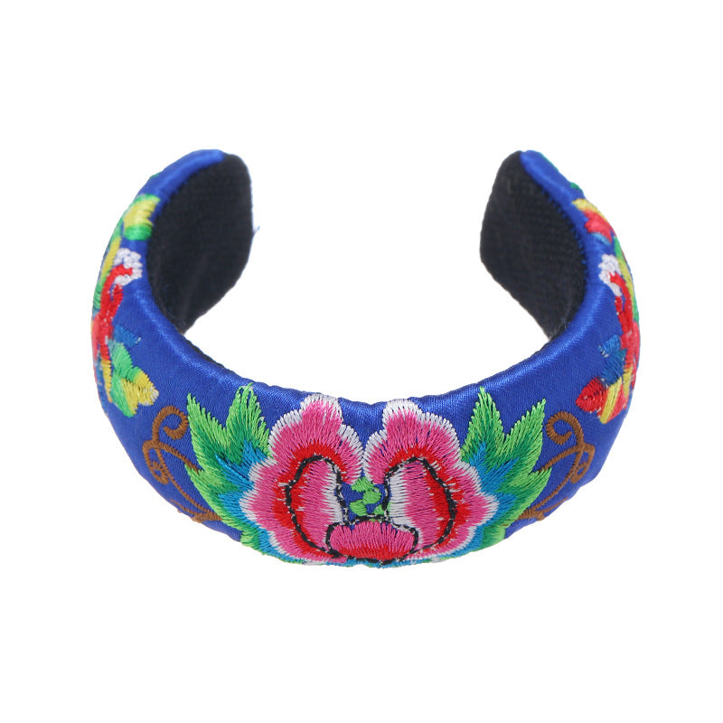 Wholesale Ethnic style embroidered fabric peony wide bracelet