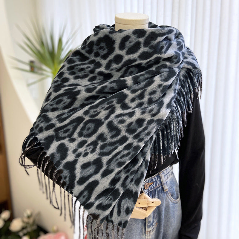 Wholesale Thickened Imitation Cashmere Printed Fringed Leopard Print Scarf