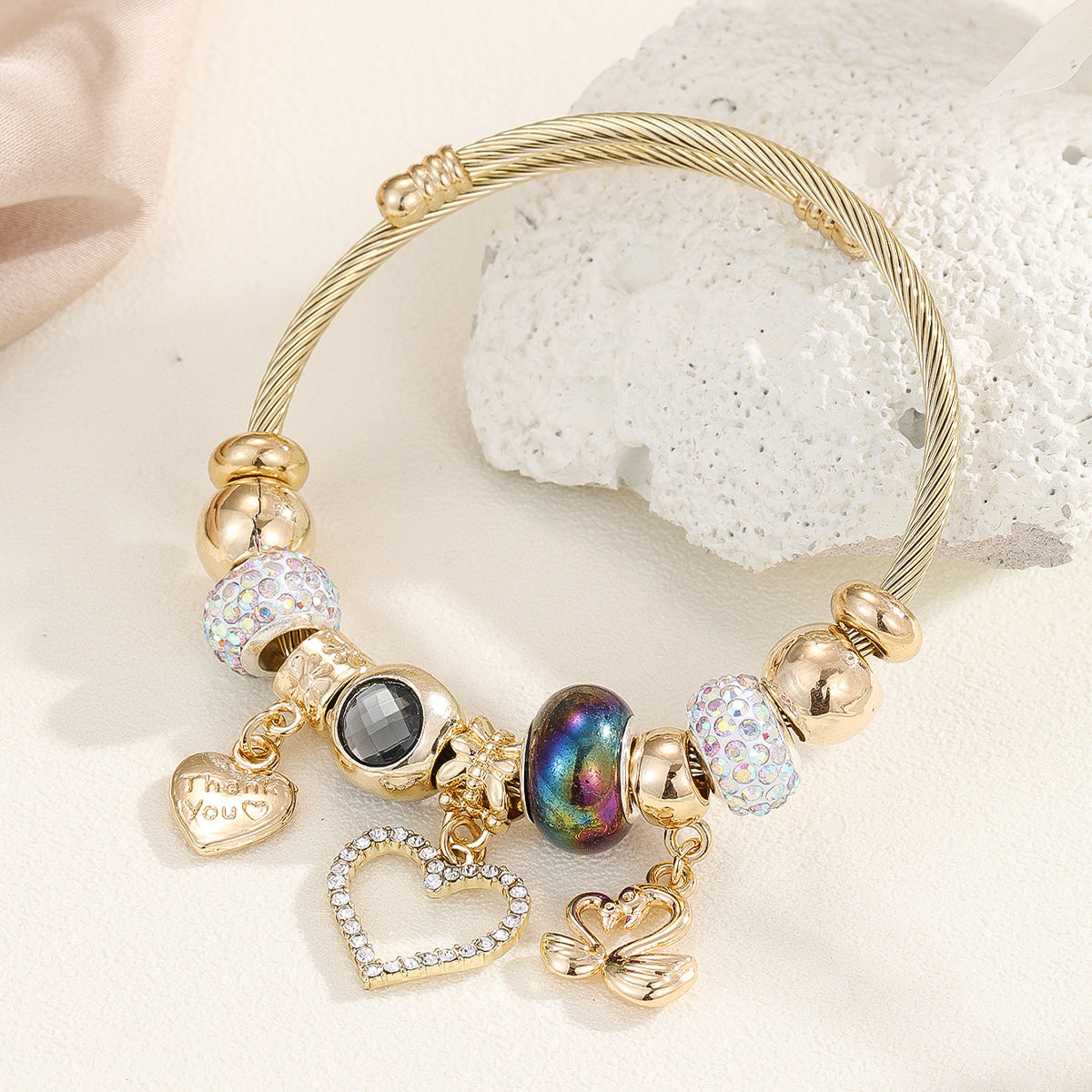 Wholesale Golden Love Leaf Animal Adjustable  Stainless Steel Bracelets