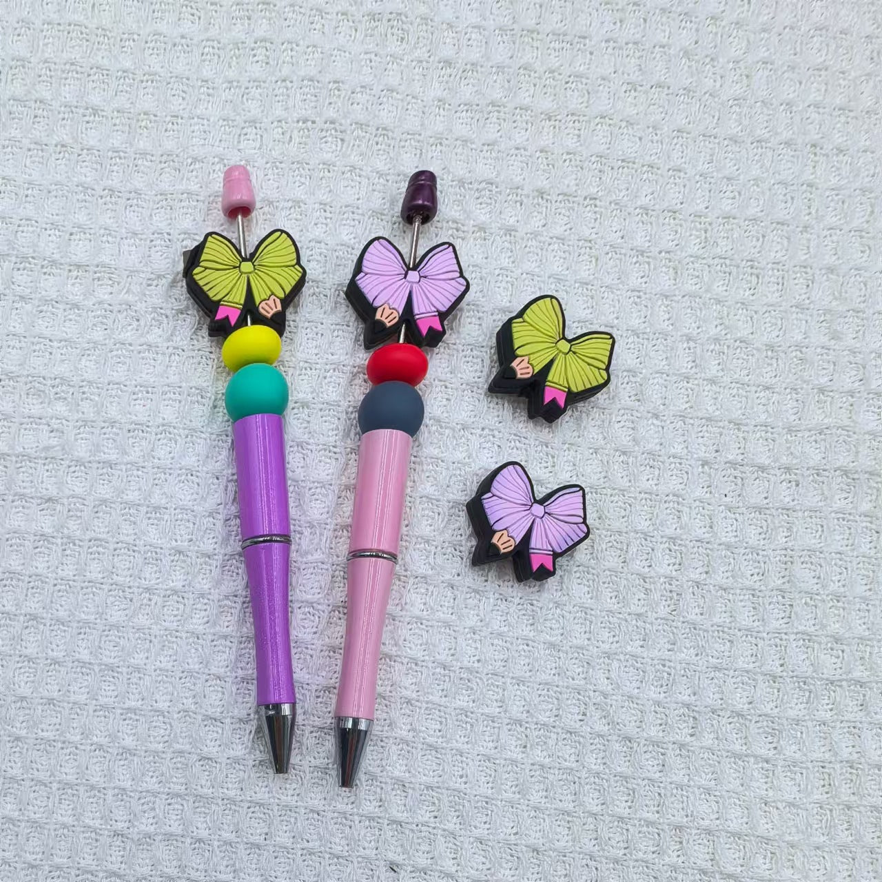 Wholesale 10pcs Creative Bow Color Silicone DIY Beads