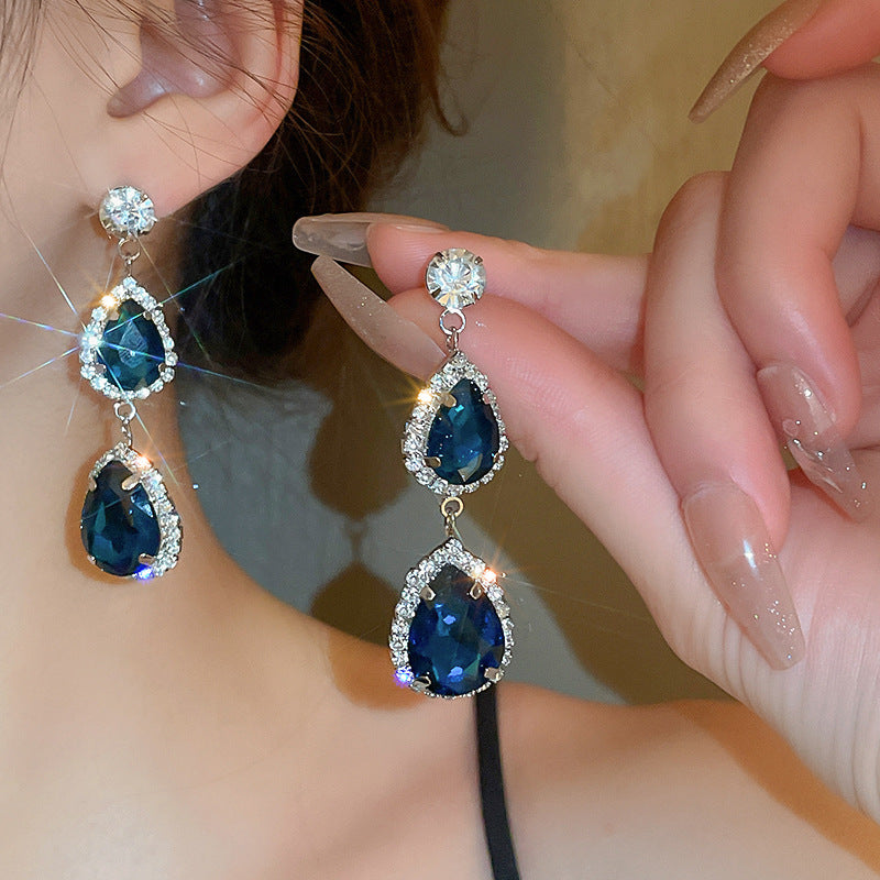 Wholesale Silver Needle Teardrop Diamond Sapphire Blue Earrings and Necklace Set