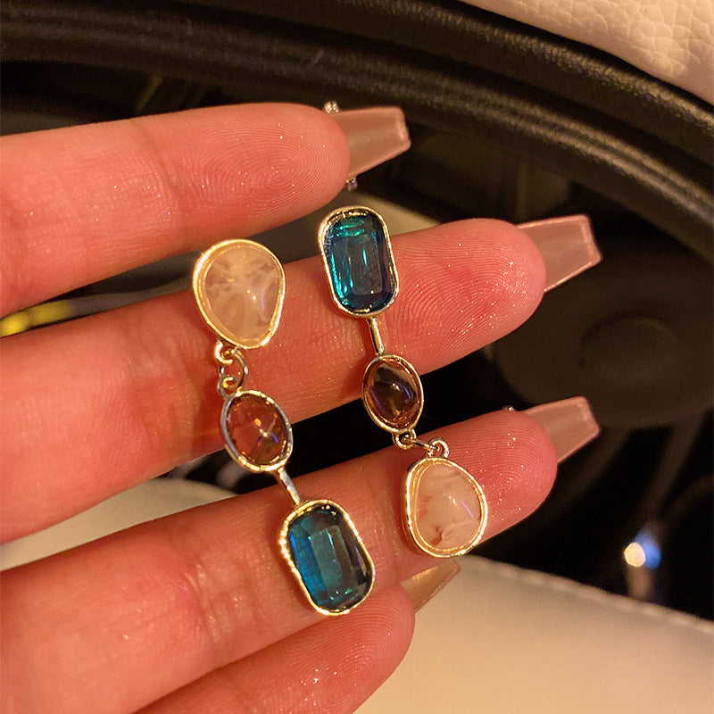 Wholesale S925 silver needle asymmetric  female contrast color earrings