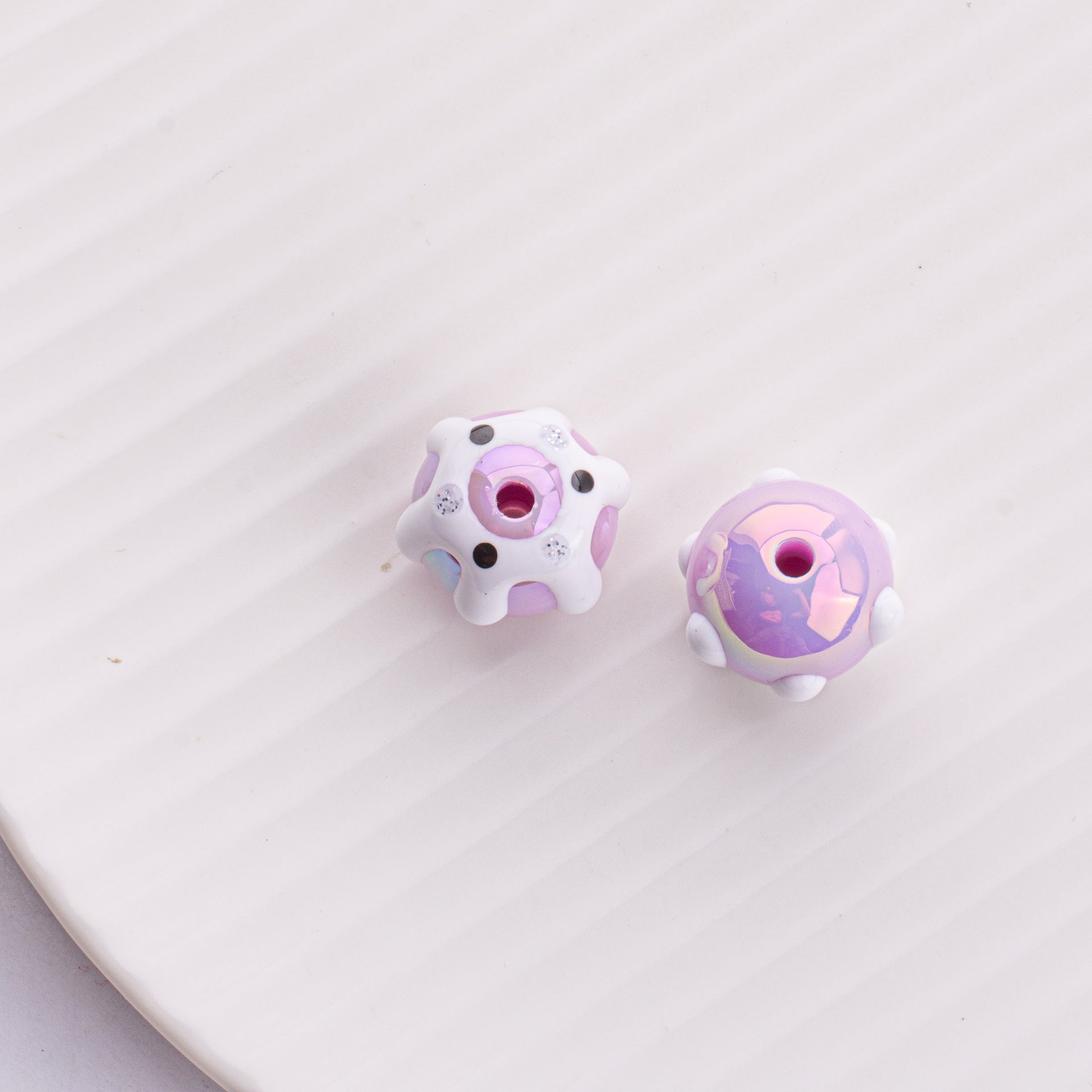 Wholesale 10pcs Children's Fun Circus Glazed Eyes Bead Card 16 Acrylic Hand-painted Beads