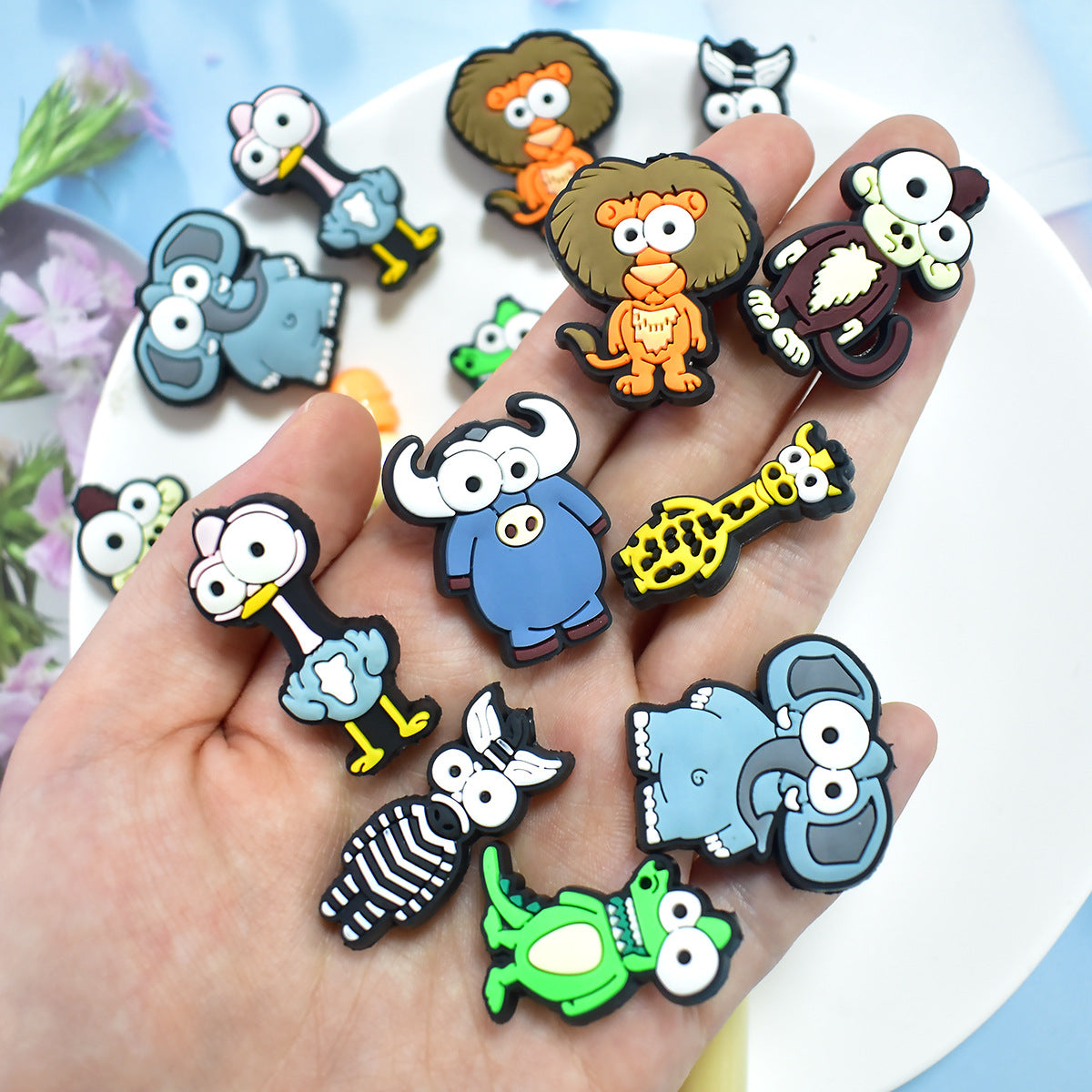 Wholesale  Random  100pcs/pack Cartoon Animal Series PVC Soft Rubber 3D Beads