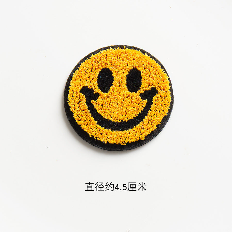 Wholesale Orange Face Embroidered Felt Patch Round Applique Towel Fashion Accessory DIY Gift For Bags Hats Clothing Boutique