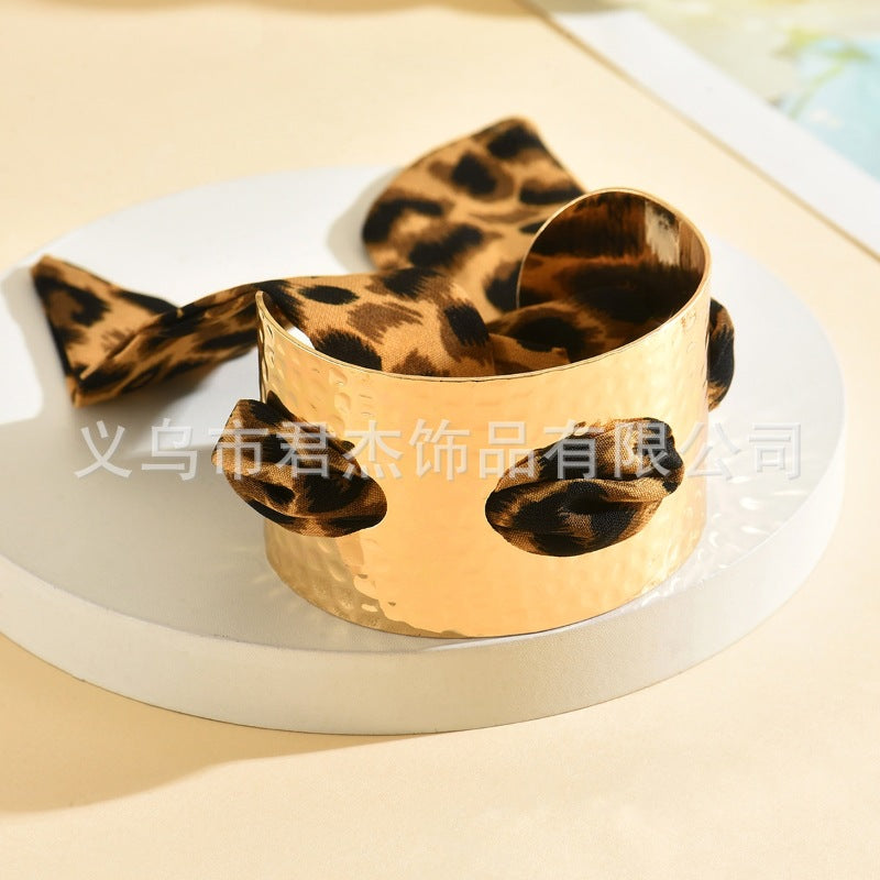 Wholesale ality Leopard f Bracelet Golden Convex Bracelet