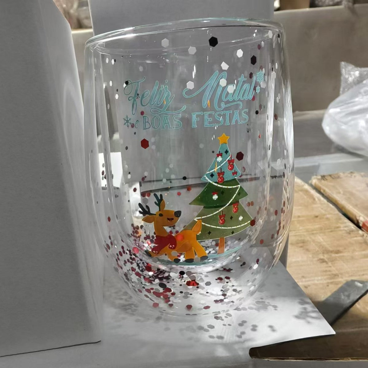 Wholesale Flowing Sequin Double-layer Christmas Tree, Artificially Blown High-temperature Resistant High Borosilicate Glass Cup