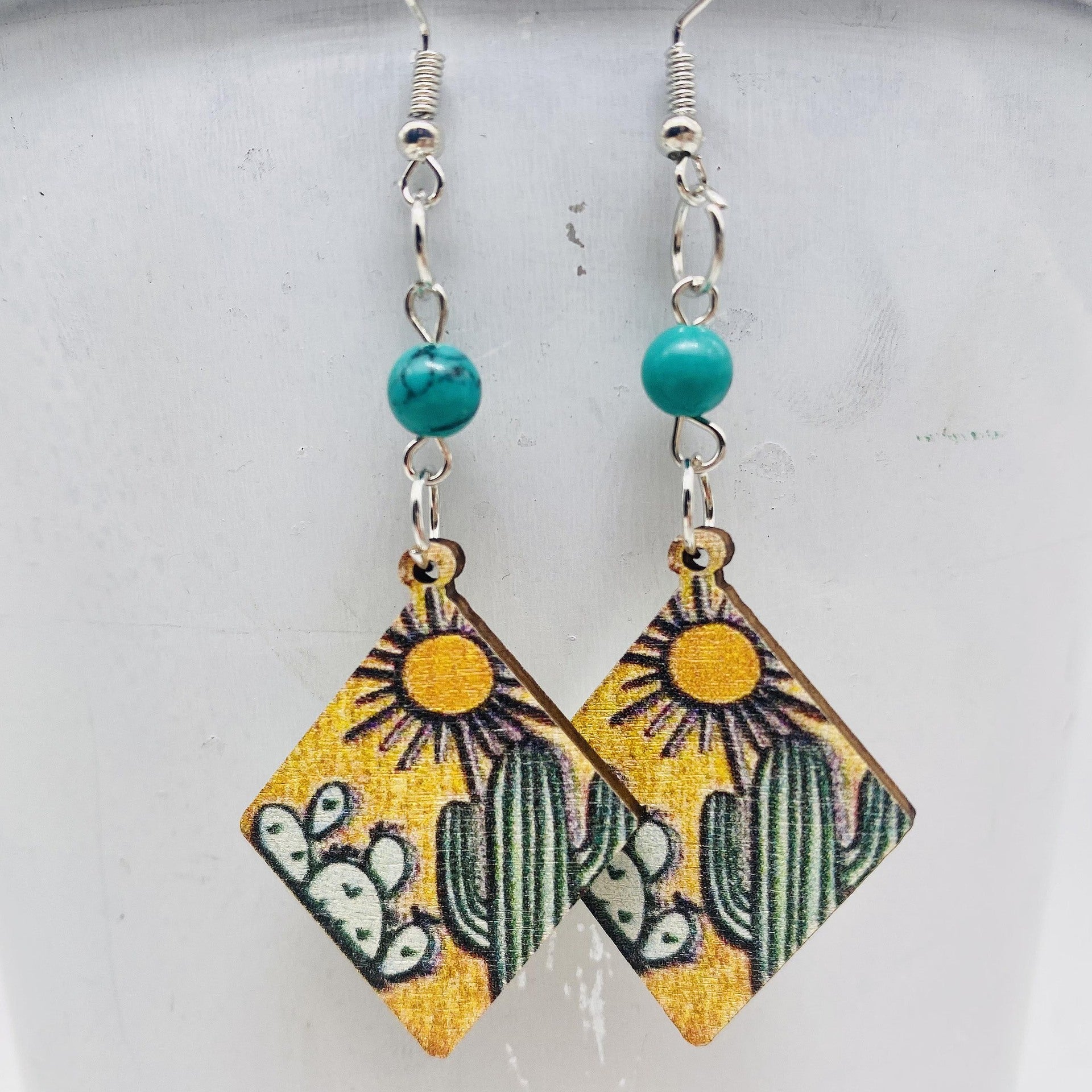 Wholesale Wooden Cactus Sunset Geometric Earrings Western Style Turquoise Bead Pendant Handmade Fashion Accessory For Everyday Wear