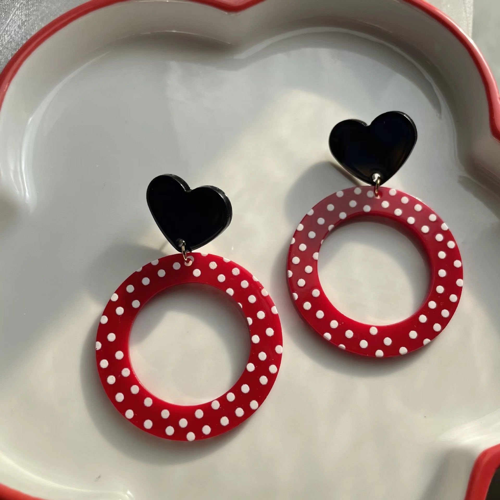 Wholesale Retro Hong Kong style red exaggerated polka dot large hoop earrings