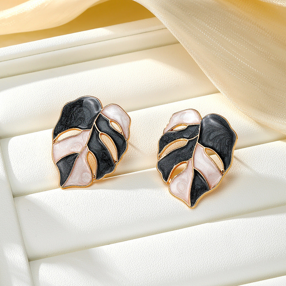 Wholesale Oil-Dropping Colorful Earrings Simple Fashion Earrings