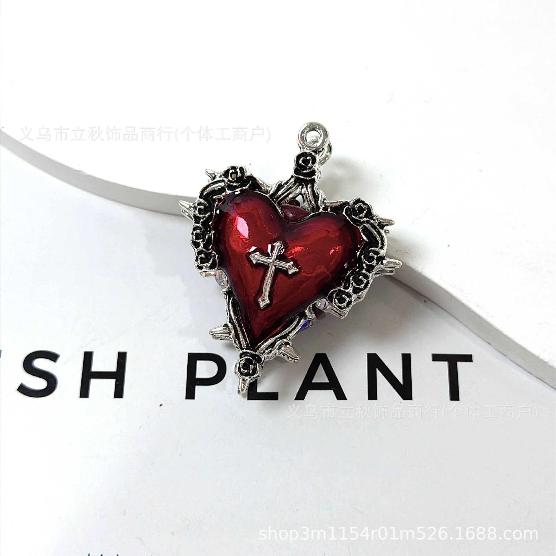 Wholesale  10pcs Dark Gothic Peach Heart y Mud Straight Hole Beads