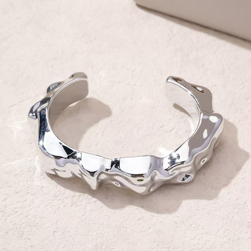 Wholesale Irregular Wave Shape Acrylic Opening Bracelet Explosion Personalized Ladies Bracelet