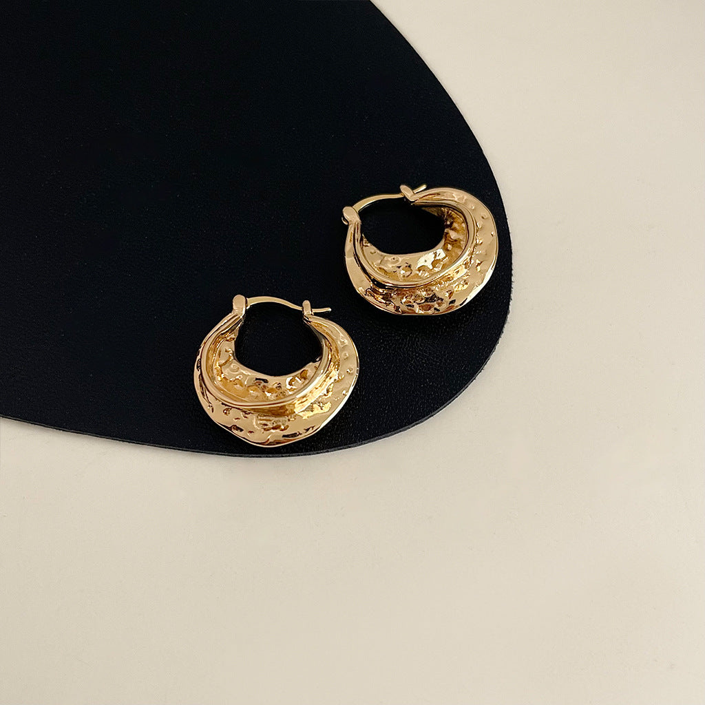 Wholesale Retro geometric metallic irregular earrings