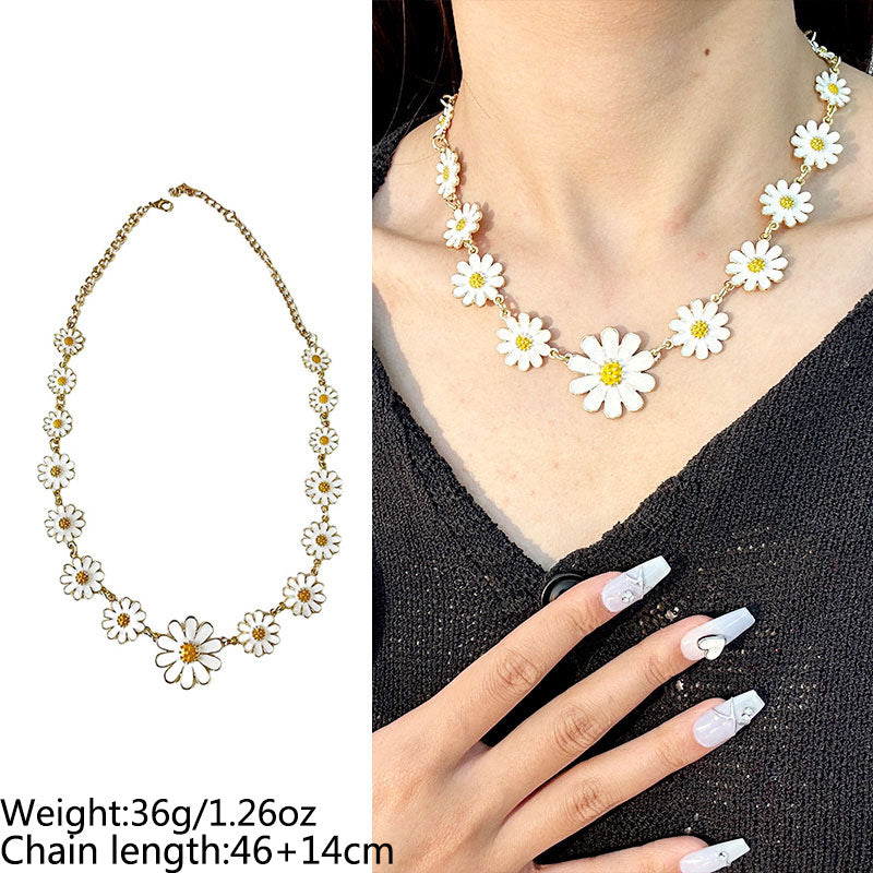 Wholesale Vintage Necklace Clavicle Chain