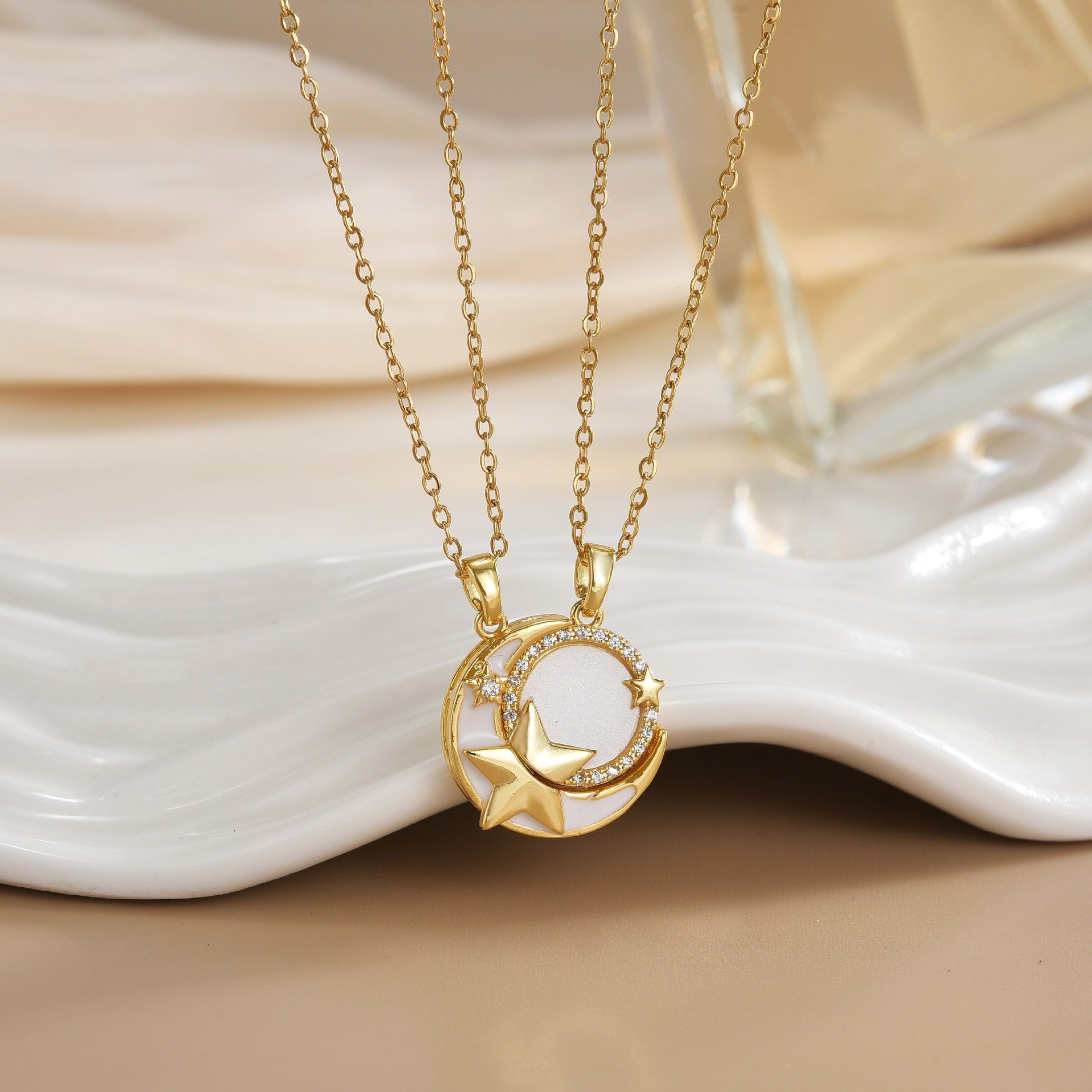 Wholesale Magnetic Sun Moon Titanium Steel Necklace
