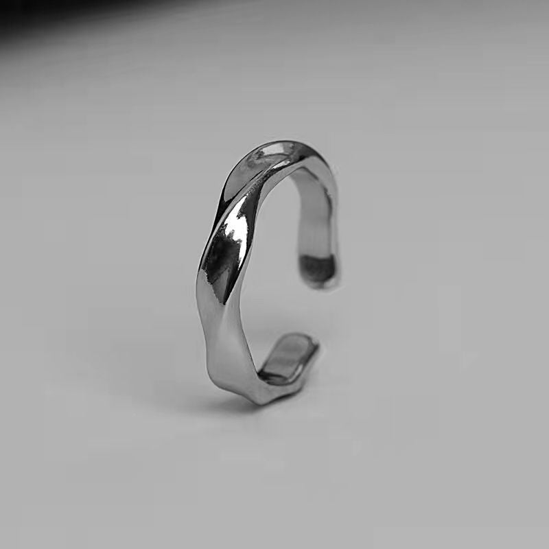Wholesale Mobius ring ring ring niche design sense advanced couple men's and women's 520 Valentine's Day gift