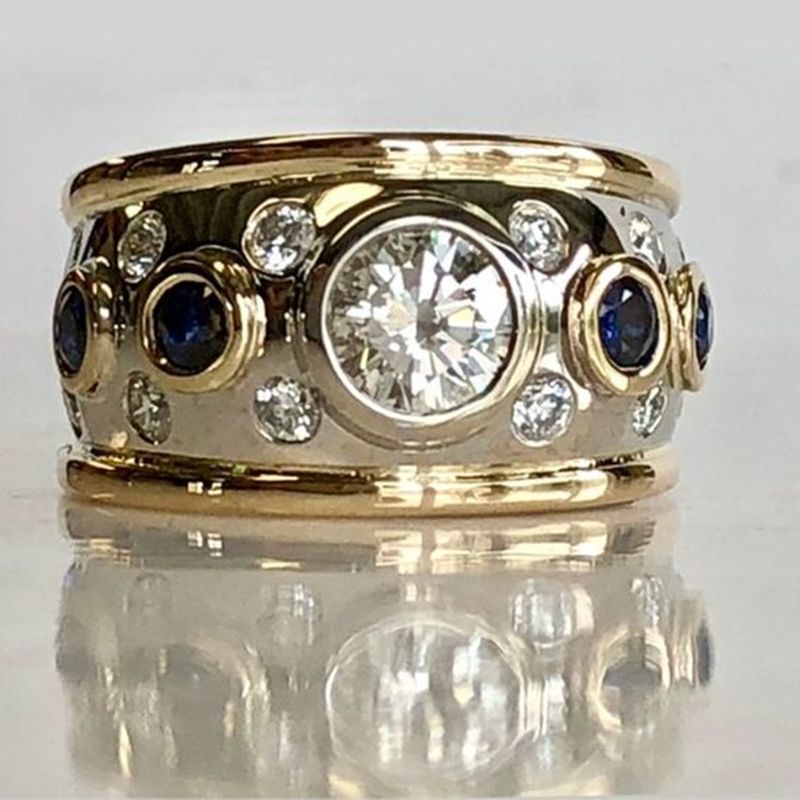 Wholesale Retro-Style Shiny Cubic Zirconia Creative Rings