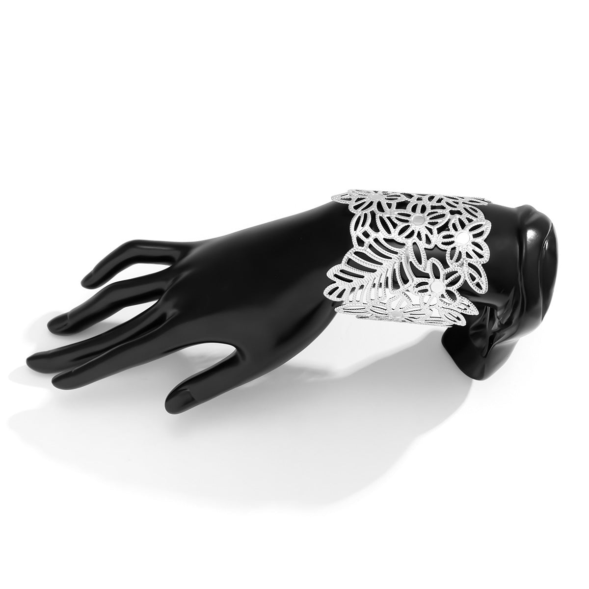 Wholesale Exaggerated Hollow Flower Leaf Opening Metal Bracelets