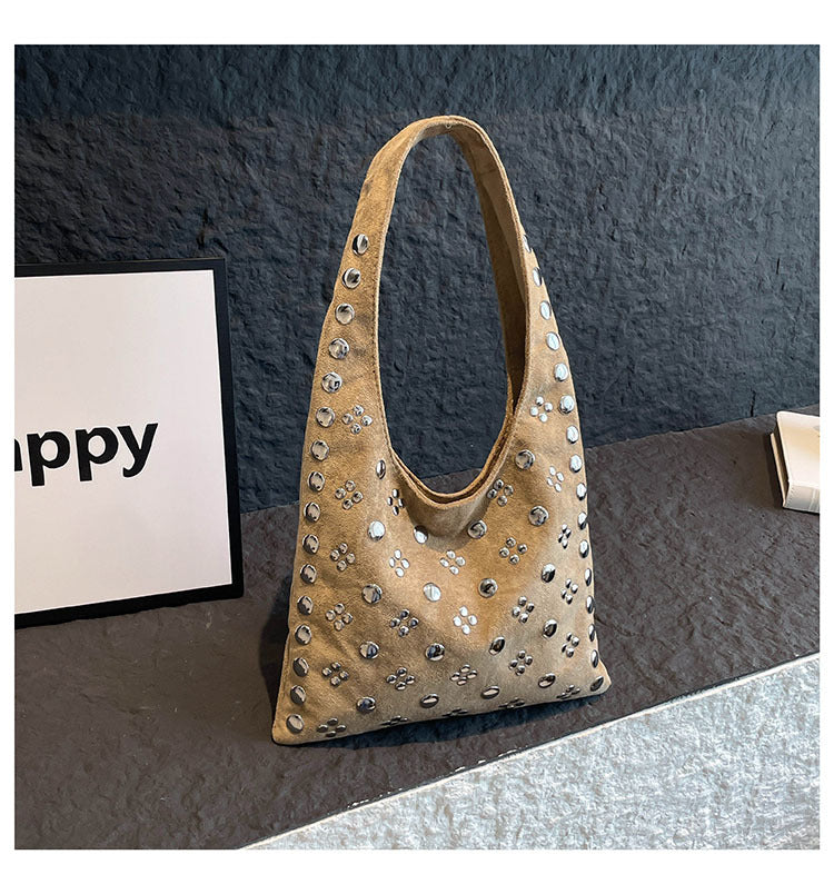 Wholesale Bag Polka Dot Rivet Underarm Bag Retro Portable Bucket Women' s Bag