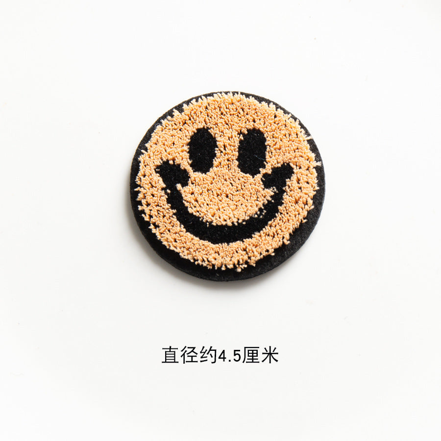 Wholesale Orange Face Embroidered Felt Patch Round Applique Towel Fashion Accessory DIY Gift For Bags Hats Clothing Boutique