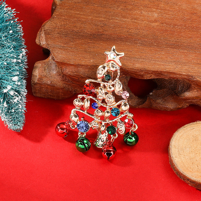 Wholesale Christmas Themed Alloy Brooch Pin Santa Snowman Elk Design Party Gift Accessory