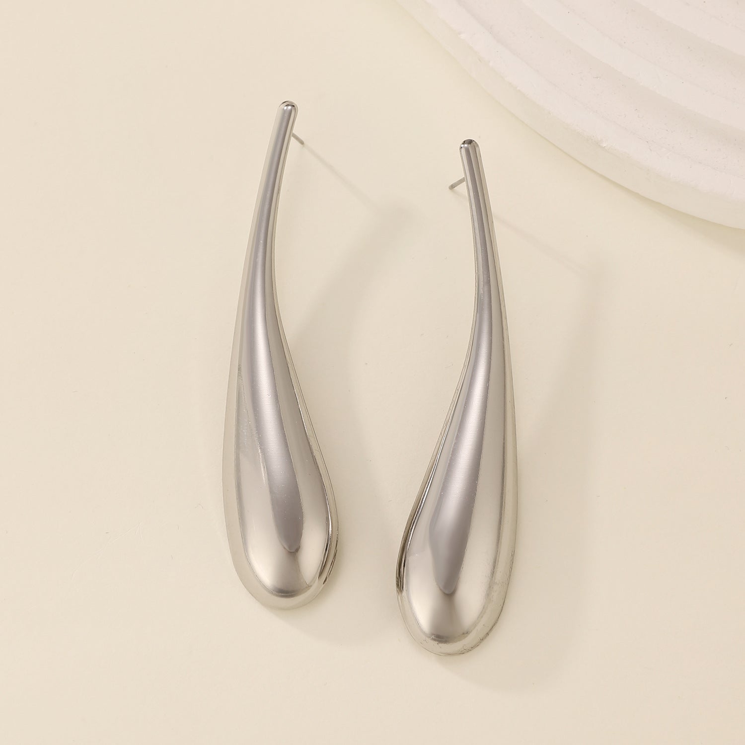 Wholesale Exaggerated Punk Style Big Water Drop Fashion Earrings
