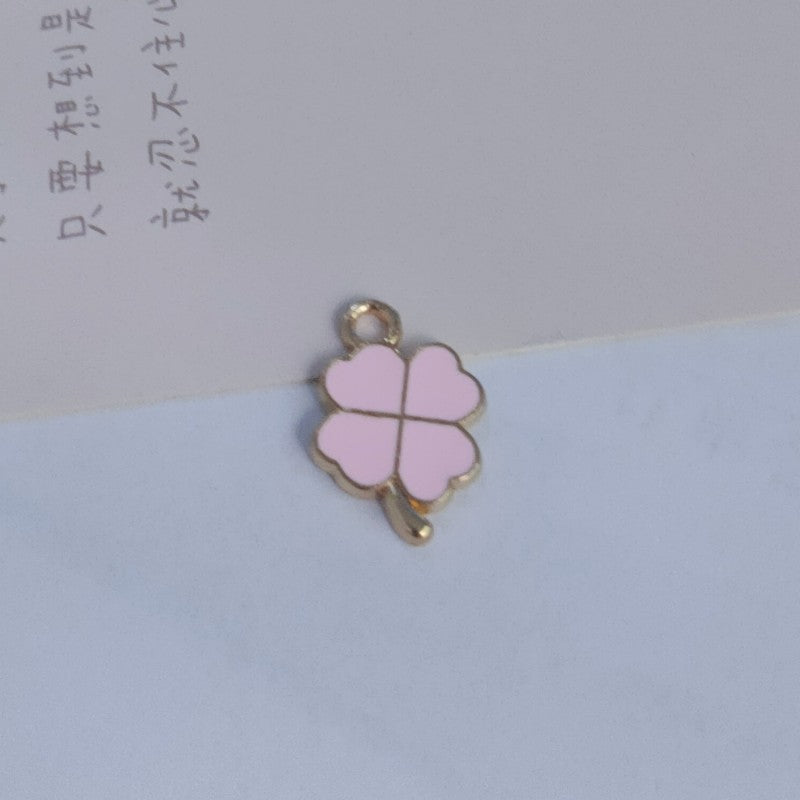 Wholesale Lucky Four-leaf Clover Oil Dropping Alloy Charms