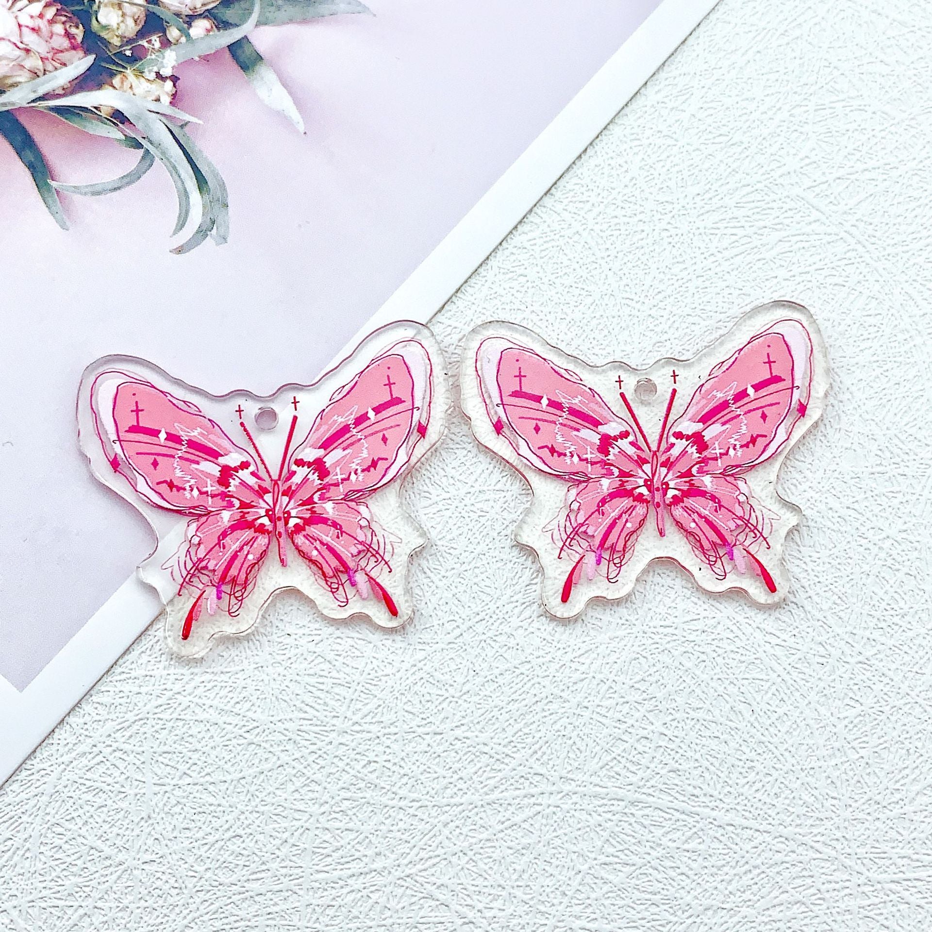 Wholesale 30pcs Acrylic Relief Transparent Black and Pink Butterfly Handmade Diy Jewelry Accessories